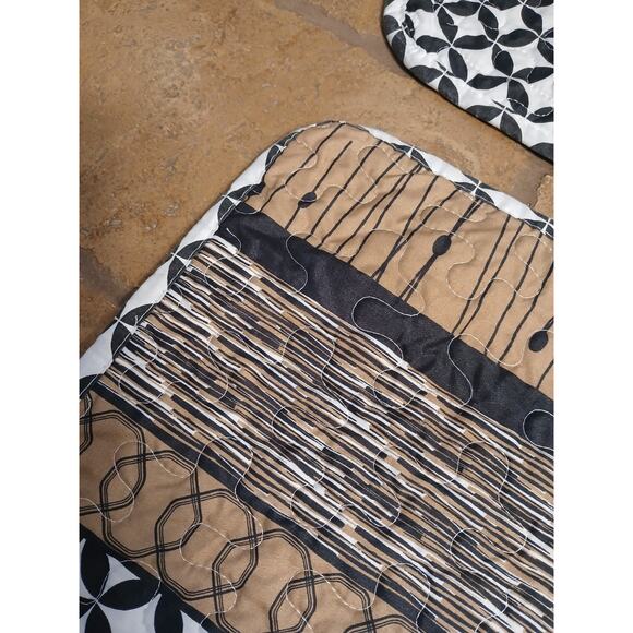 MCM 2 Bed Pillowcases 20x26 Black Brown Geo Circle Lattice Thick Quilted Modern - Picture 4 of 16